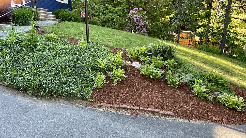 High Quality Mulch Install and Bed Maintenance Performed in Windham, New Hampshire